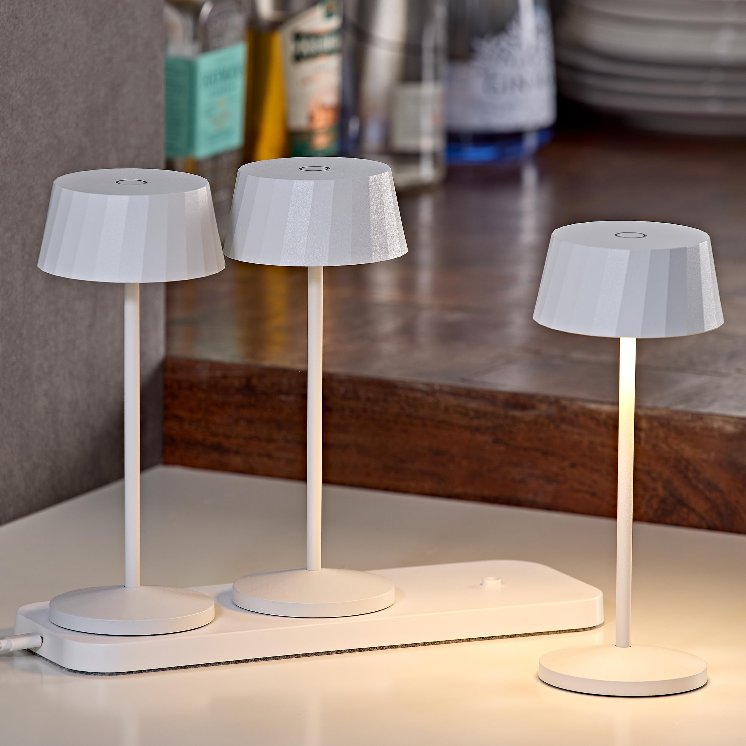 sigor-facetta-led-akku-tischlampe-3er-set-schneewei-inkl-ladestation image 2