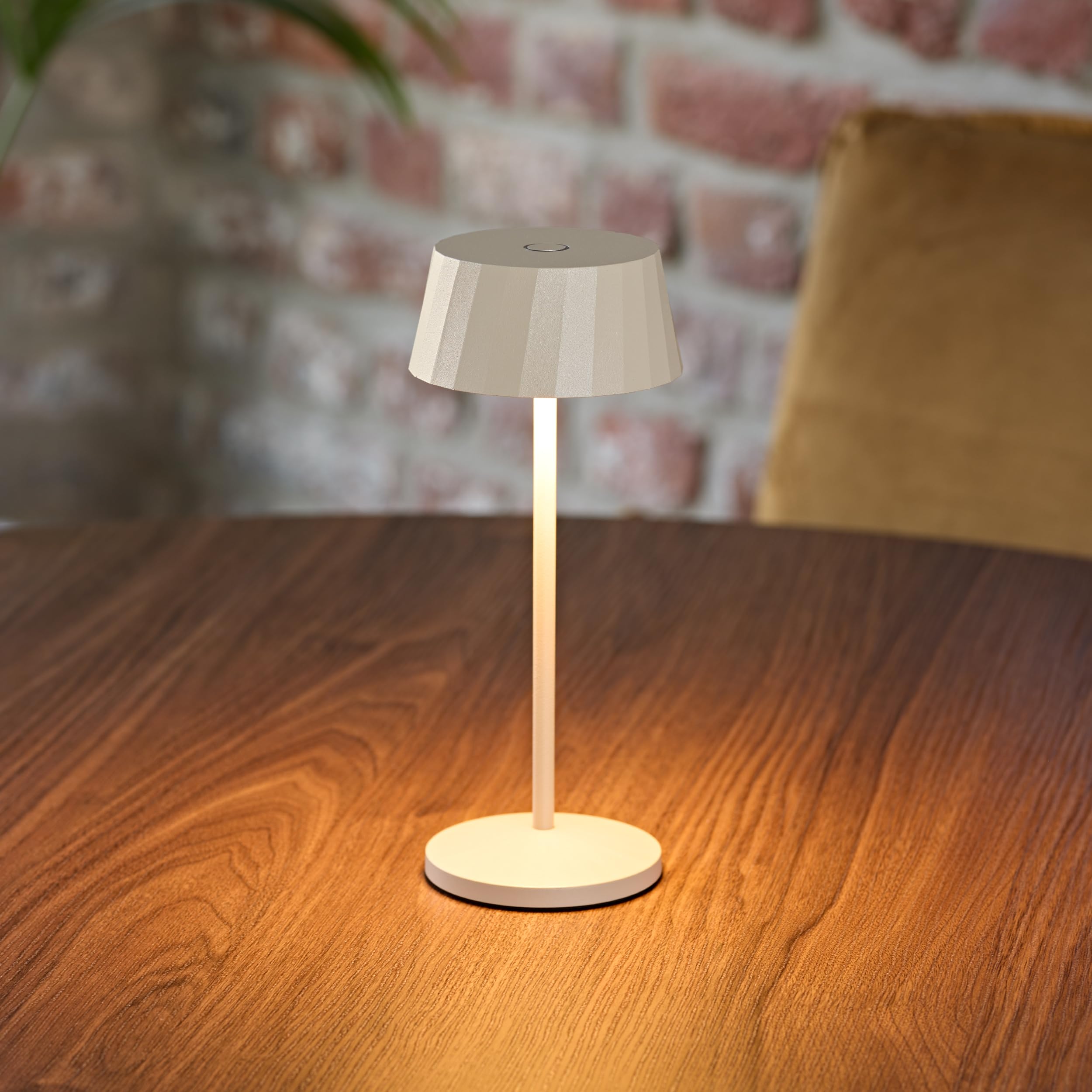 sigor-facetta-led-akku-tischlampe-d-nenbeige-aluminium-ip44 image 2