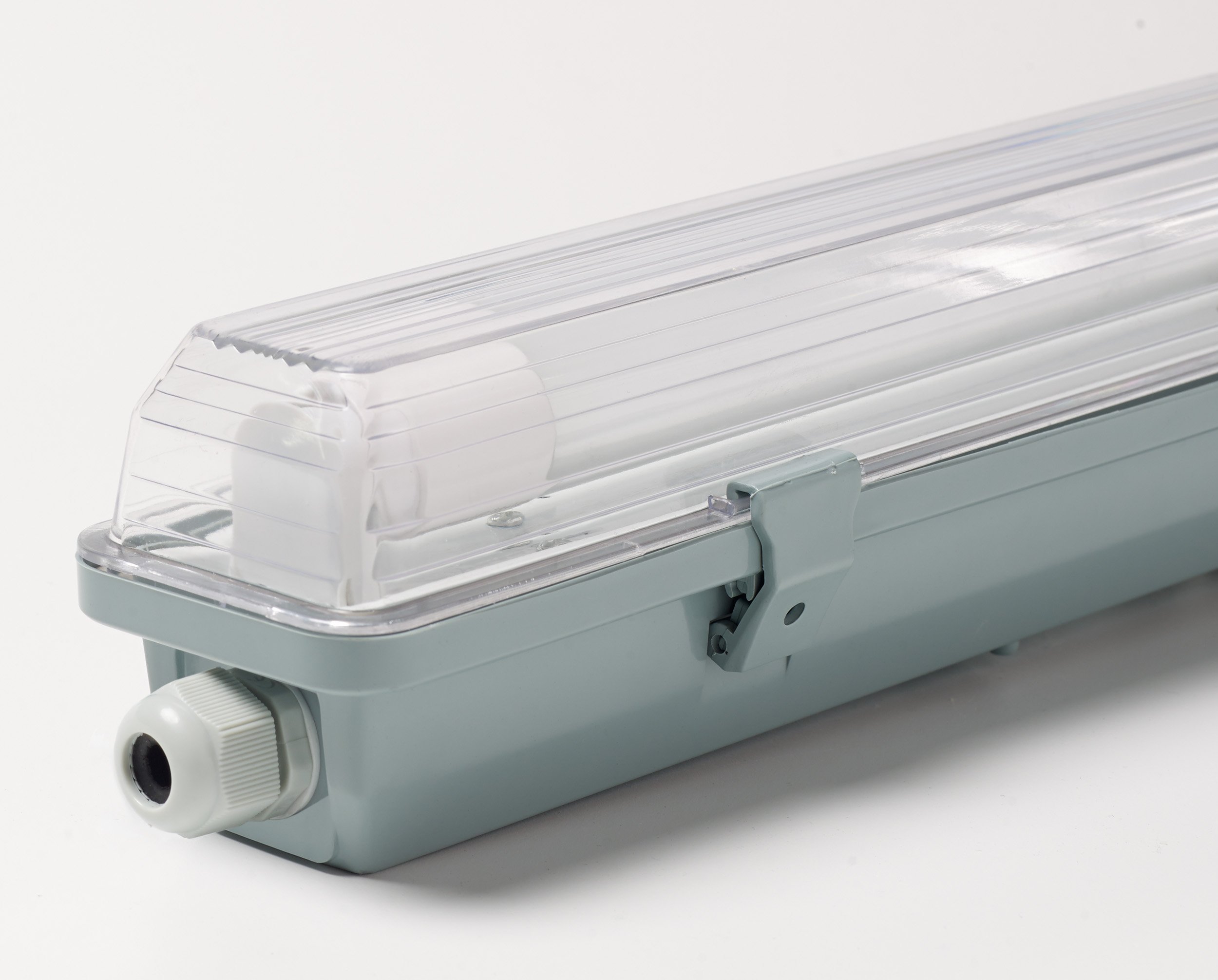 m-ller-licht-aqua-promo-led-wannenleuchte-126cm-ip65 image 4