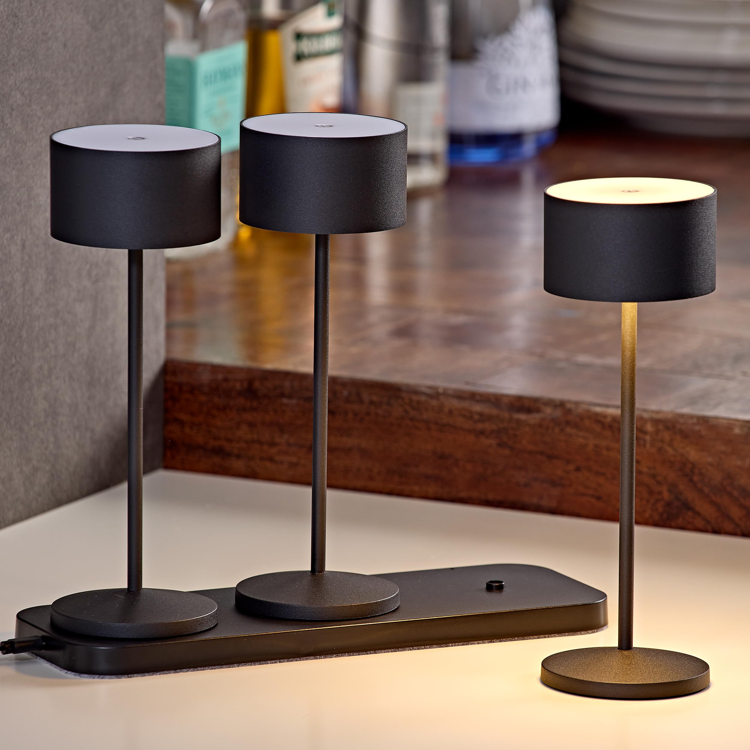 sigor-veluna-led-akku-tischlampe-3er-set-nachtschwarz-inkl-ladestation image 2