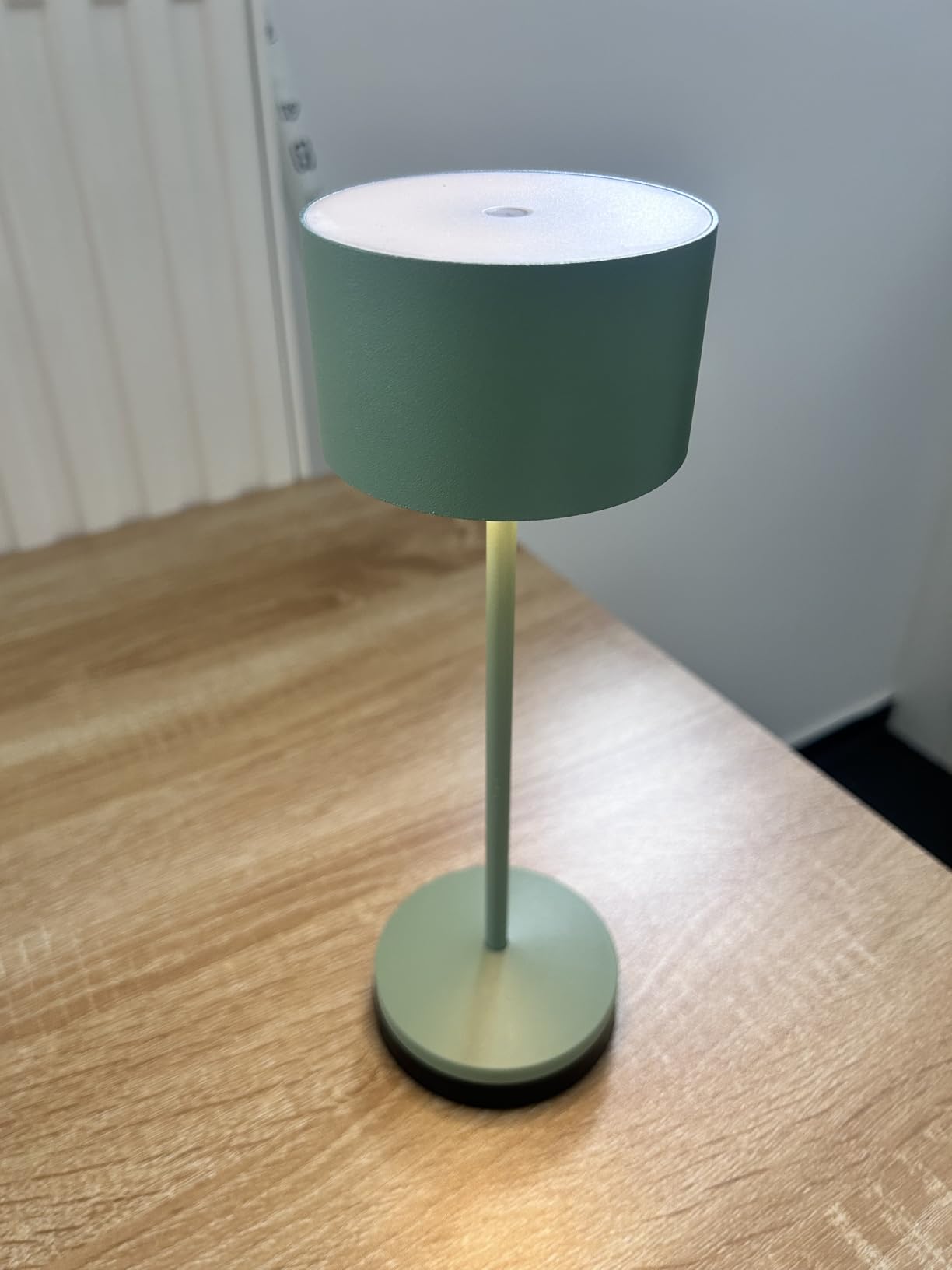 Licht toll, Ladekabel nervt