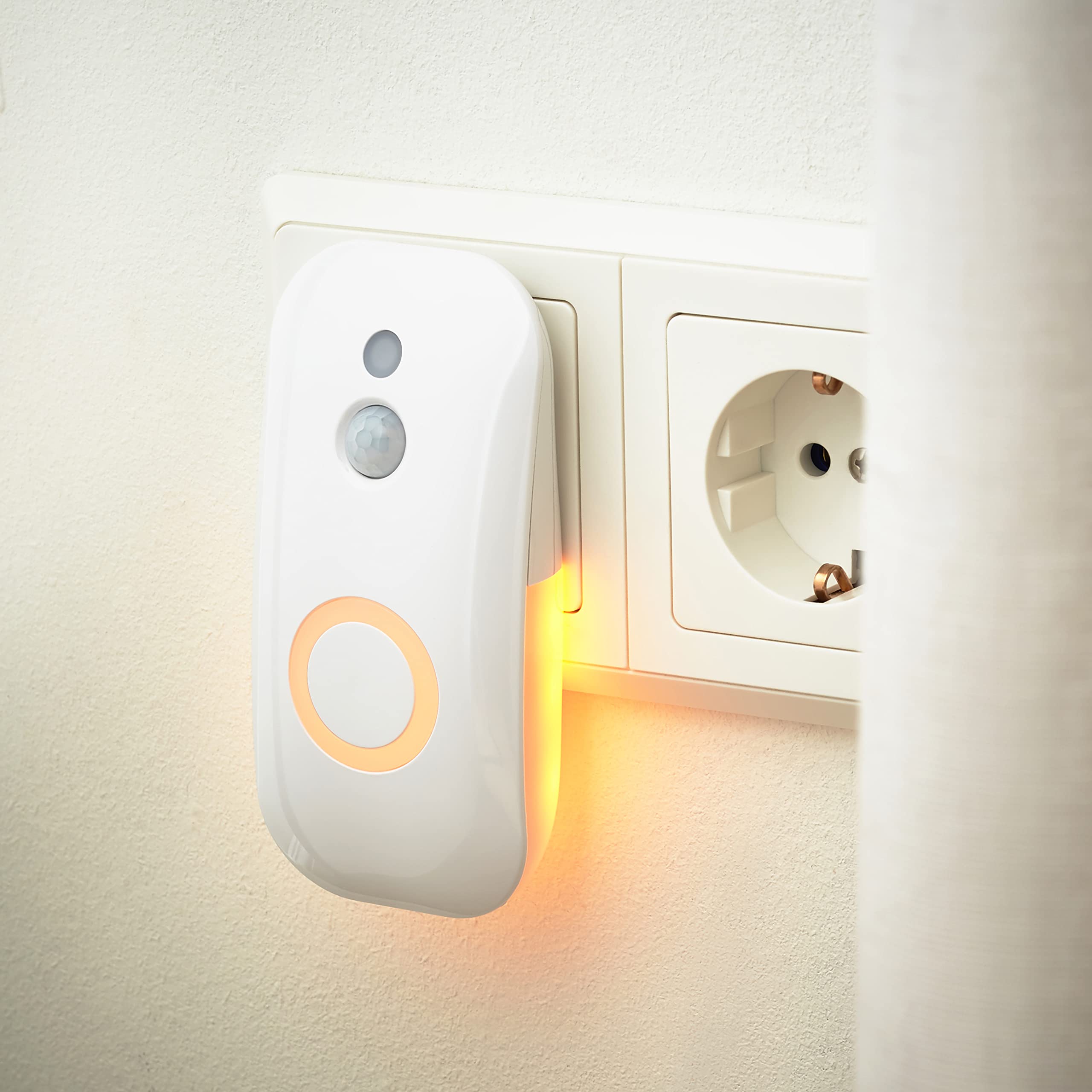 m-ller-licht-agena-sensor-led-nachtlicht-0-9w-1500k-wei-steckdose image 4